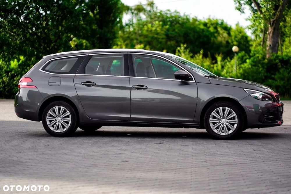 Peugeot 308 BlueHDi 130 Stop & Start Allure - 11