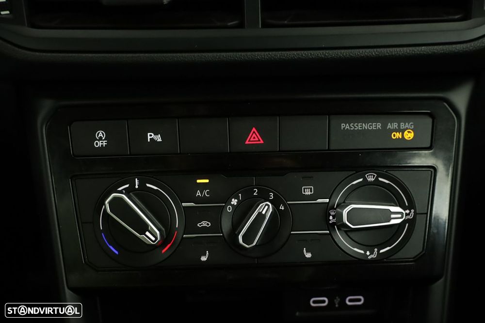 VW T-Cross 1.0 TSI Life - 12