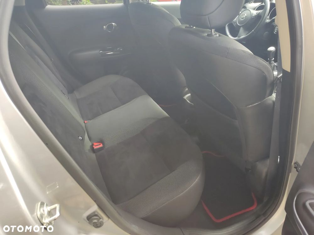 Nissan Juke 1.2 DIG-T N-Connecta EU6 - 9
