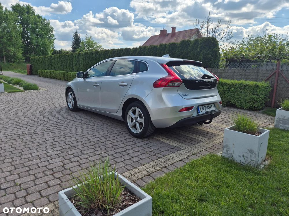 Volvo V40 D2 Momentum - 5