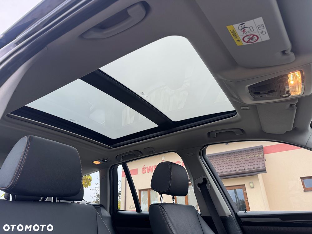 BMW X3 sDrive18d xLine - 23