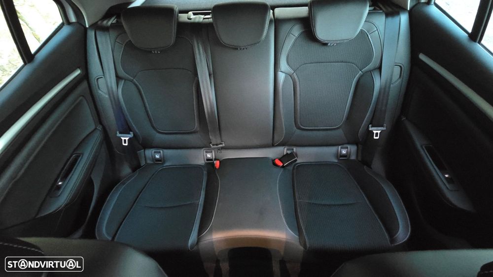 Renault Mégane 1.3 TCe Intens EDC - 51