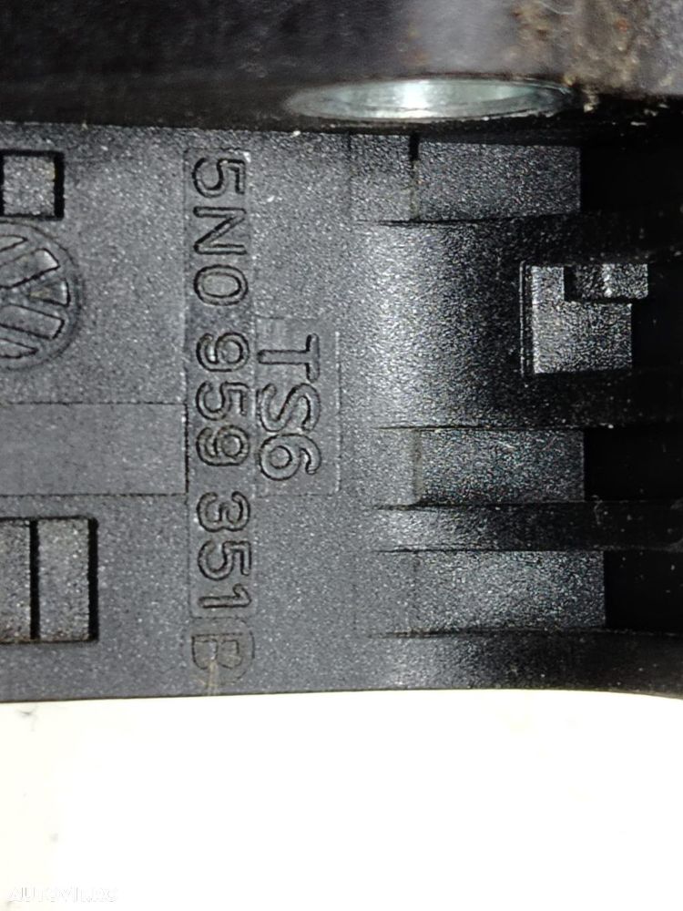 Senzor impact 5n0959351b Volkswagen VW Passat B7 [2010 - 2015] 2.0 td - 3