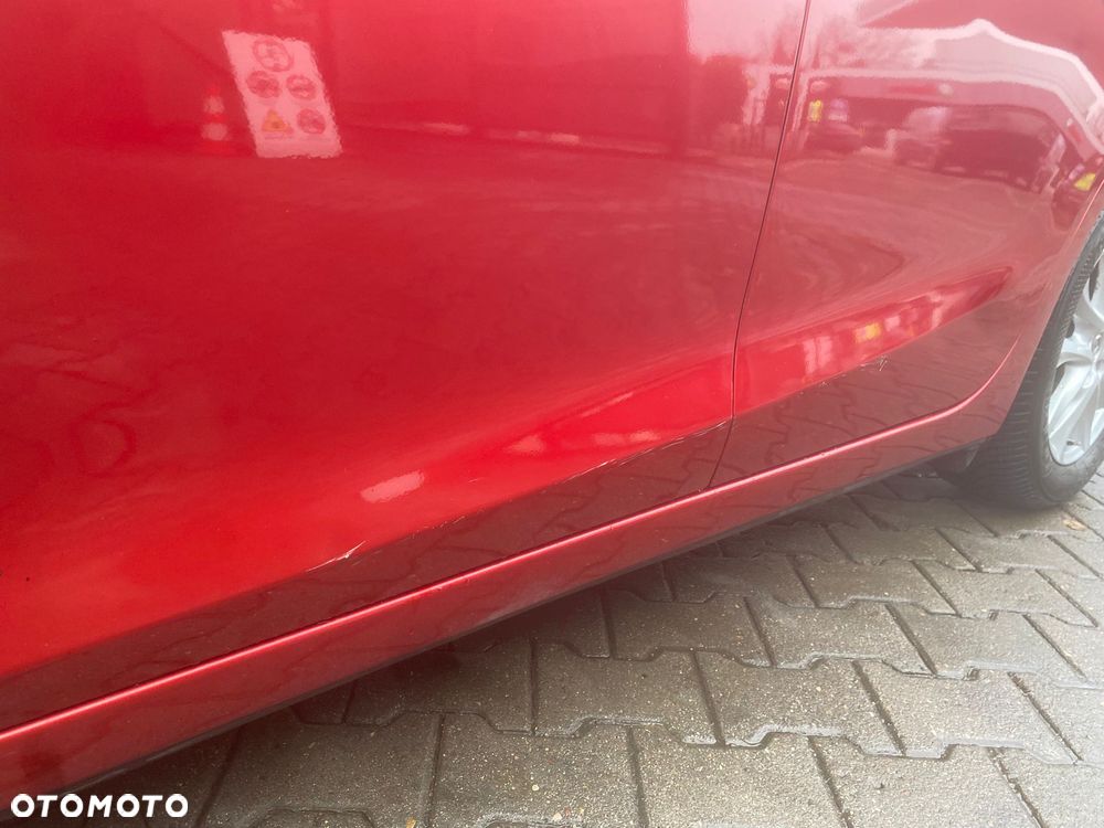 Mazda 3 2.0 Skyenergy EU6 - 12