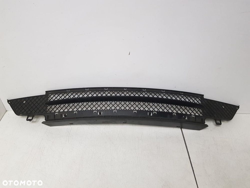 KRATKA ZDERZAKA PRZÓD BMW Z4 E85 02-08r 5111 7158831 - 2