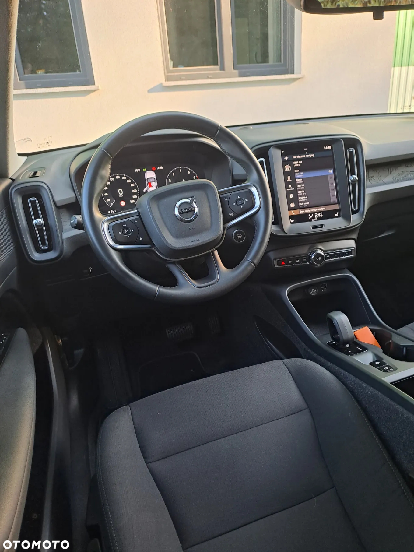 Volvo XC 40 T3 Momentum Core - 16