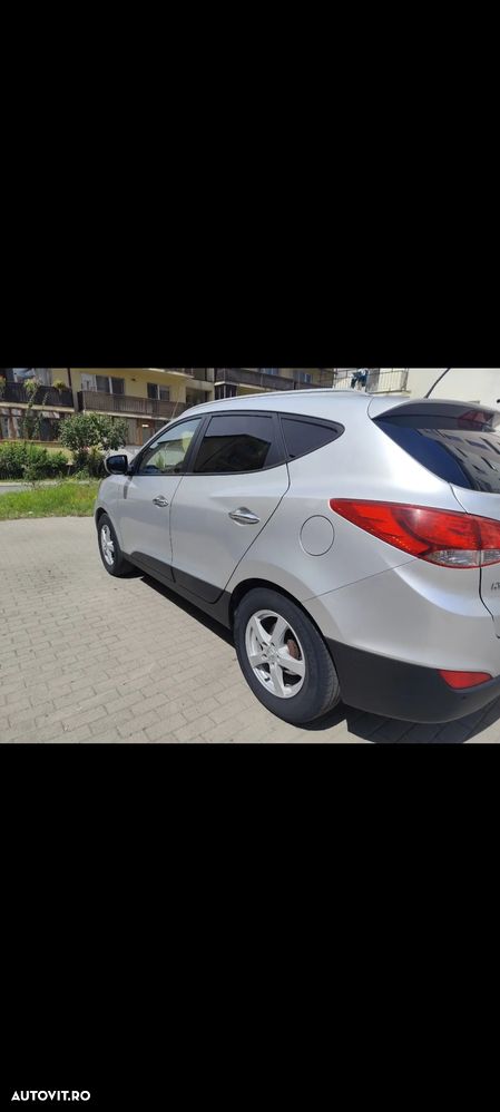 Hyundai ix35 2.0 CRDI 4WD Style - 4
