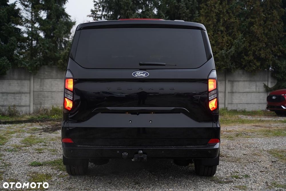 Ford Tourneo Custom 2.0 EcoBlue 320 L2 Titanium - 6