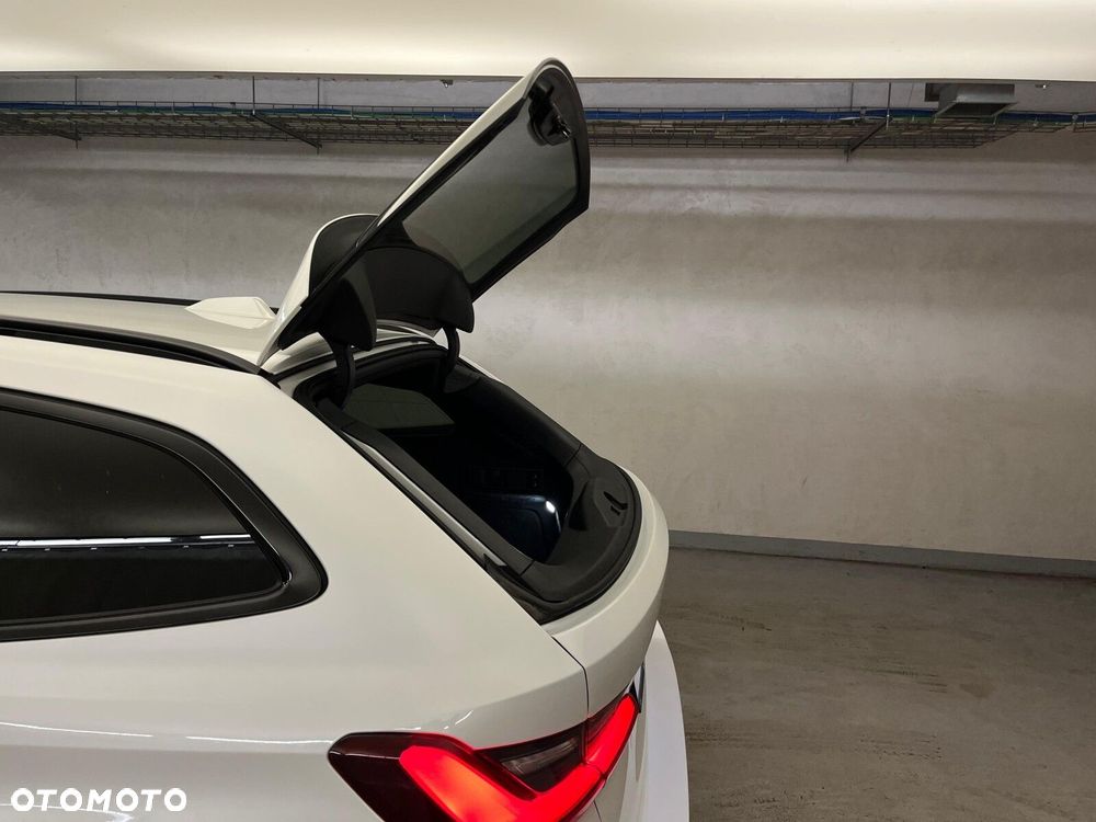 BMW Seria 3 320d xDrive mHEV M Sport - 36
