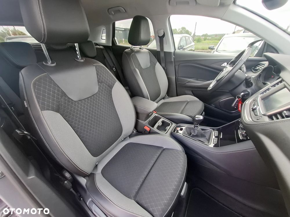 Opel Grandland X 1.6 D Start/Stop Dynamic - 16