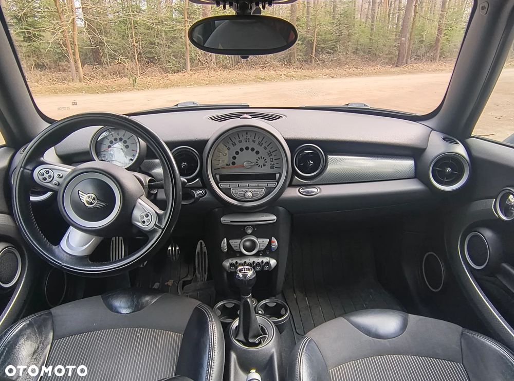 MINI Cooper S Standard - 8