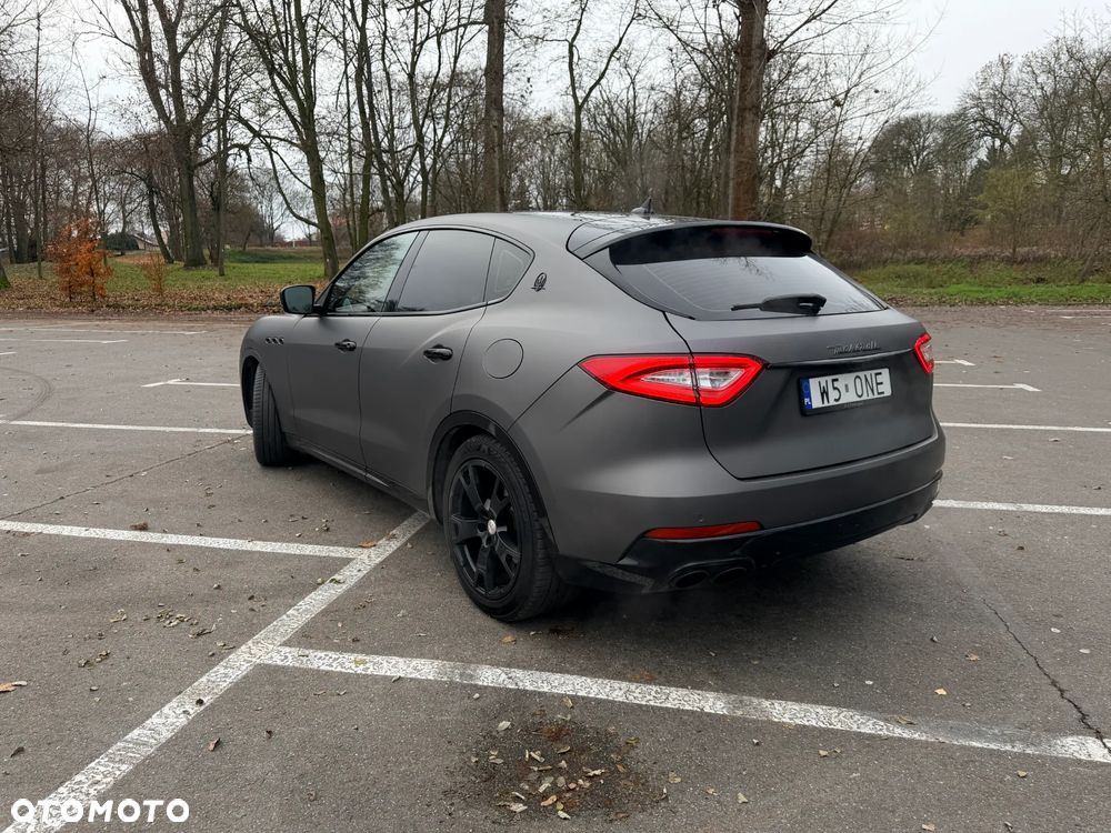 Maserati Levante ver-s - 6