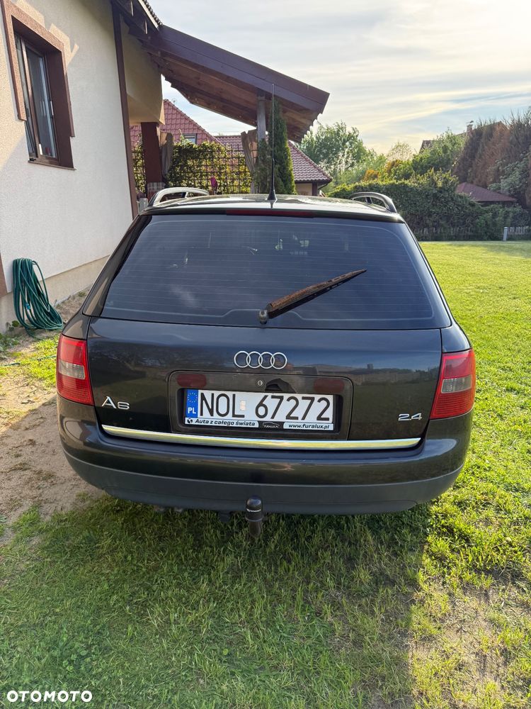 Audi A6 Avant 2.4 - 3