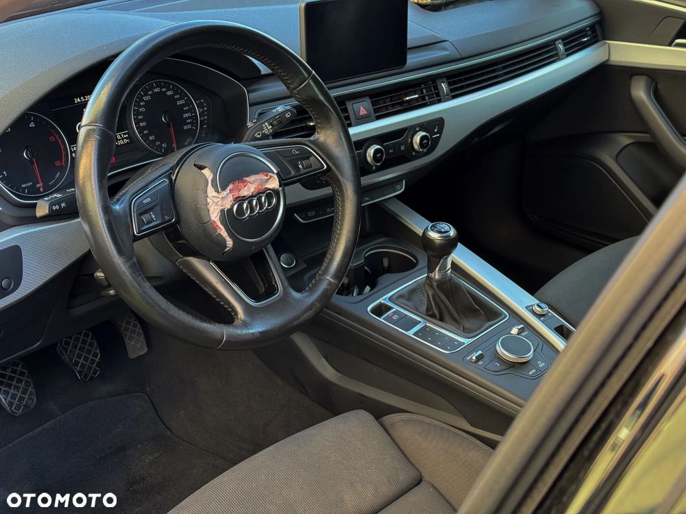Audi A4 Limousine 2.0 TDI DPF clean diesel S line Sportpaket - 6