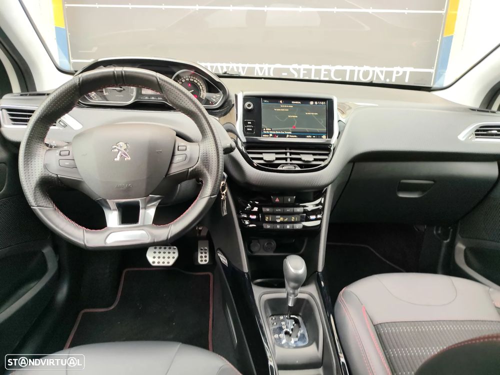 Peugeot 2008 PureTech 110 Stop&Start EAT6 GT-Line Edition - 14