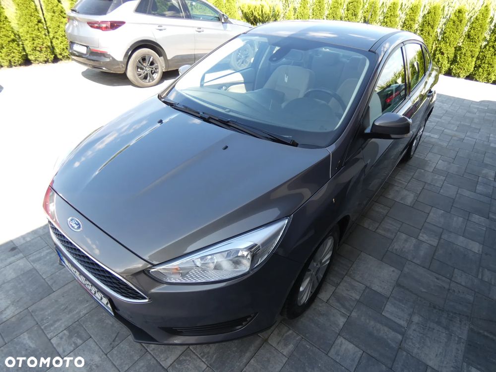 Ford Focus 1.6 Trend - 2