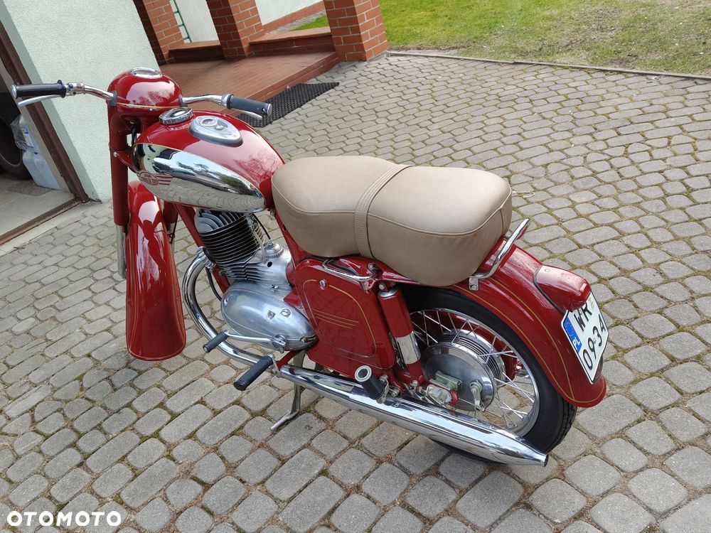 Jawa 250 - 3