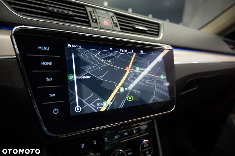 Skoda Superb 2.0 TDI SCR 4x4 L&K DSG - 18