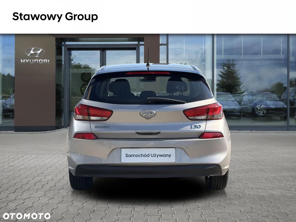 Hyundai i30 1.4 Classic + - 4