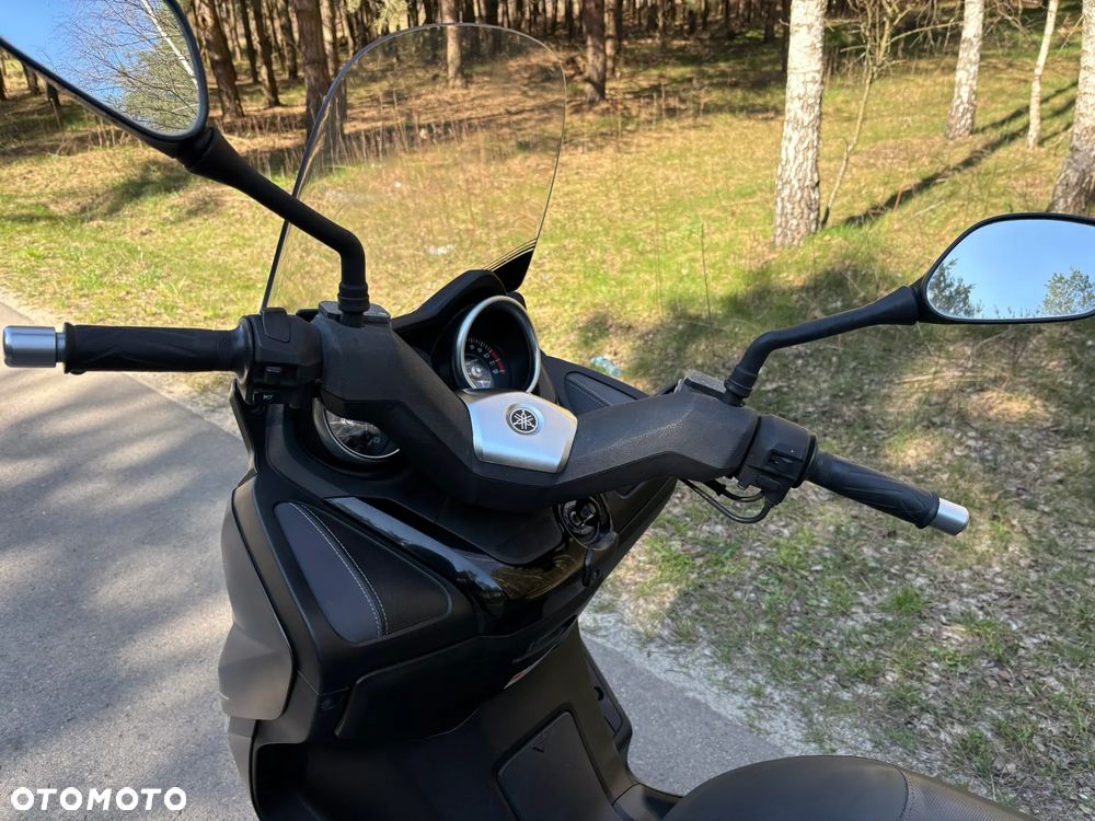 Yamaha X-max - 17