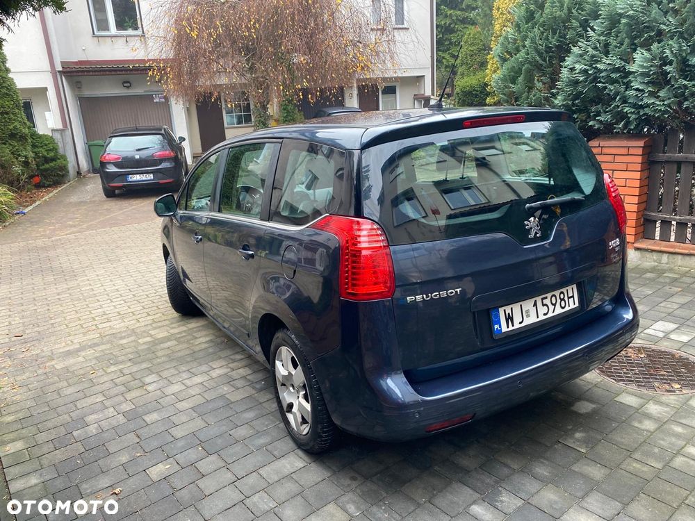 Peugeot 5008 - 14