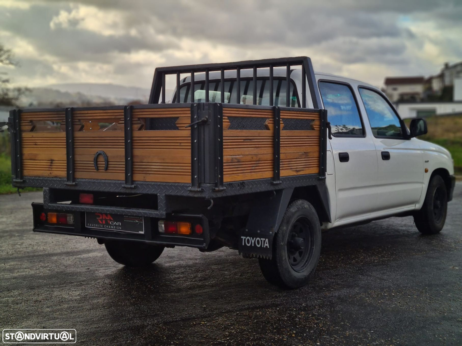 Toyota Hilux 2.4 D LN145LPM CD Cx Met - 16