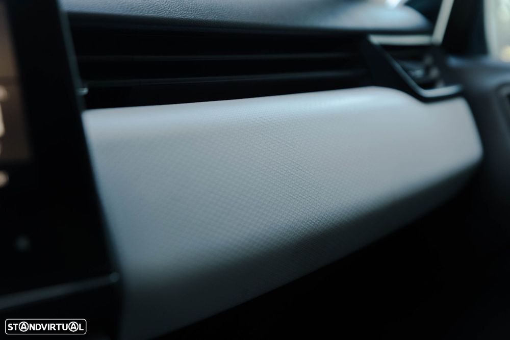 Renault Clio 1.0 TCe Limited Bi-Fuel - 24