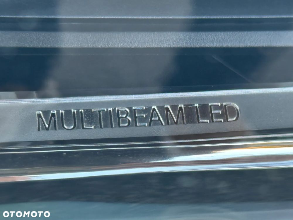 Mercedes-Benz GLA - 39