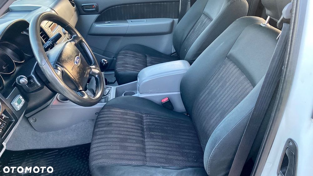 Ford Ranger 2.5 TDCi DC XLT - 29