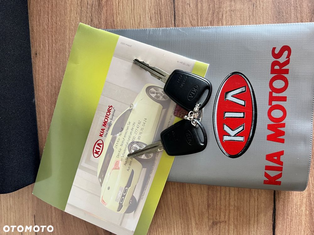 Kia Rio - 27