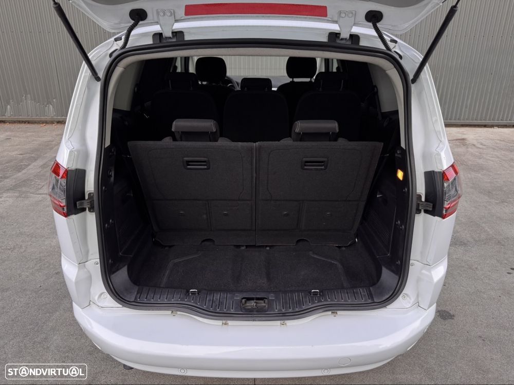 Ford S-Max 2.0 TDCi DPF Titanium - 25