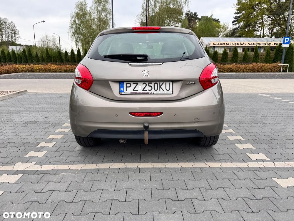 Peugeot 208 PureTech 82 Urban Move - 3