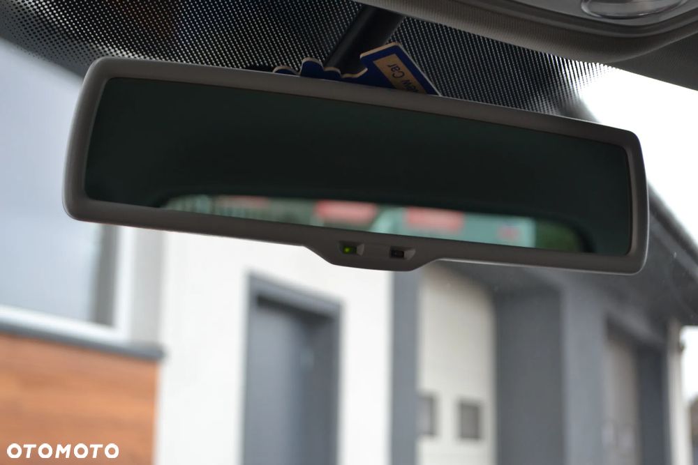 Volkswagen Tiguan - 30