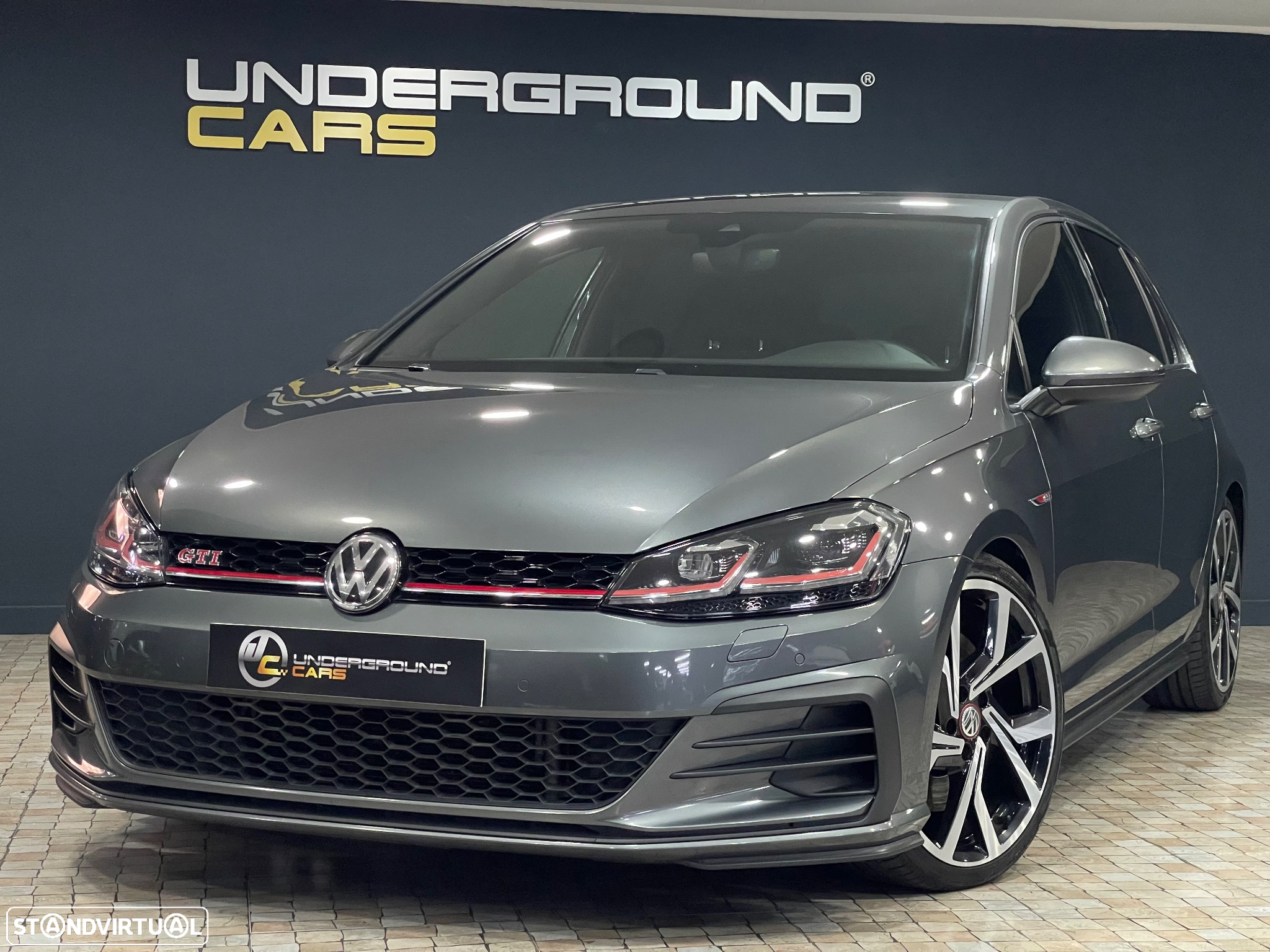 VW Golf 2.0 TSI GTI DSG Performance - 14