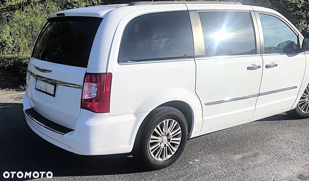 Chrysler Town & Country 3.6 Touring - 6