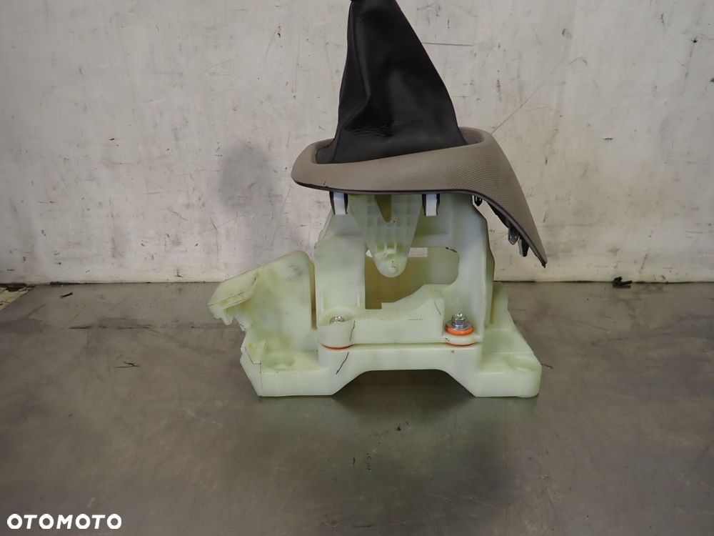 WYBIERAK BIEGÓW HYUNDAI I10 II - 2