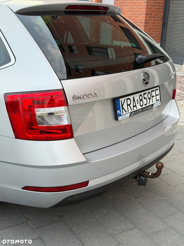 Skoda Octavia 1.5 TSI ACT DSG Ambition - 27