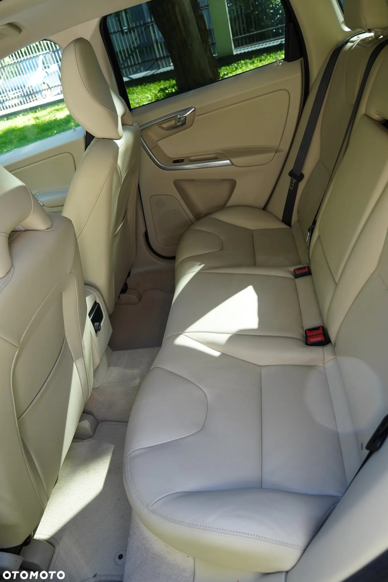 Volvo XC 60 T5 Momentum - 14