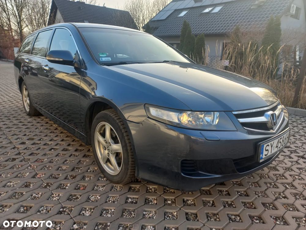 Honda Accord - 1
