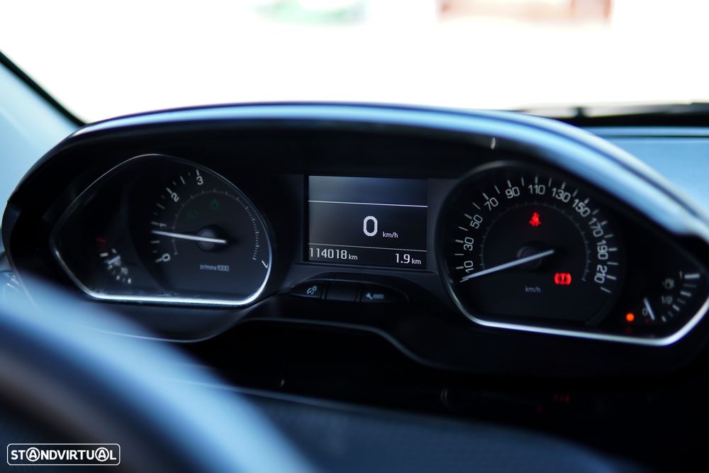 Peugeot 2008 PureTech 82 Style - 32