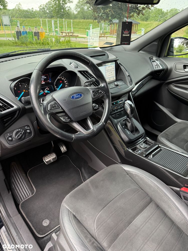 Ford Kuga 2.0 TDCi 4x4 ST-Line - 4