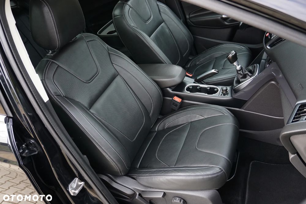 Ford Kuga 2.0 TDCi 4x4 Individual - 24