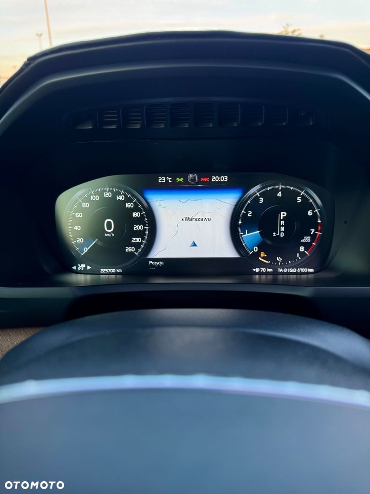 Volvo XC 90 T6 AWD Geartronic Inscription - 25