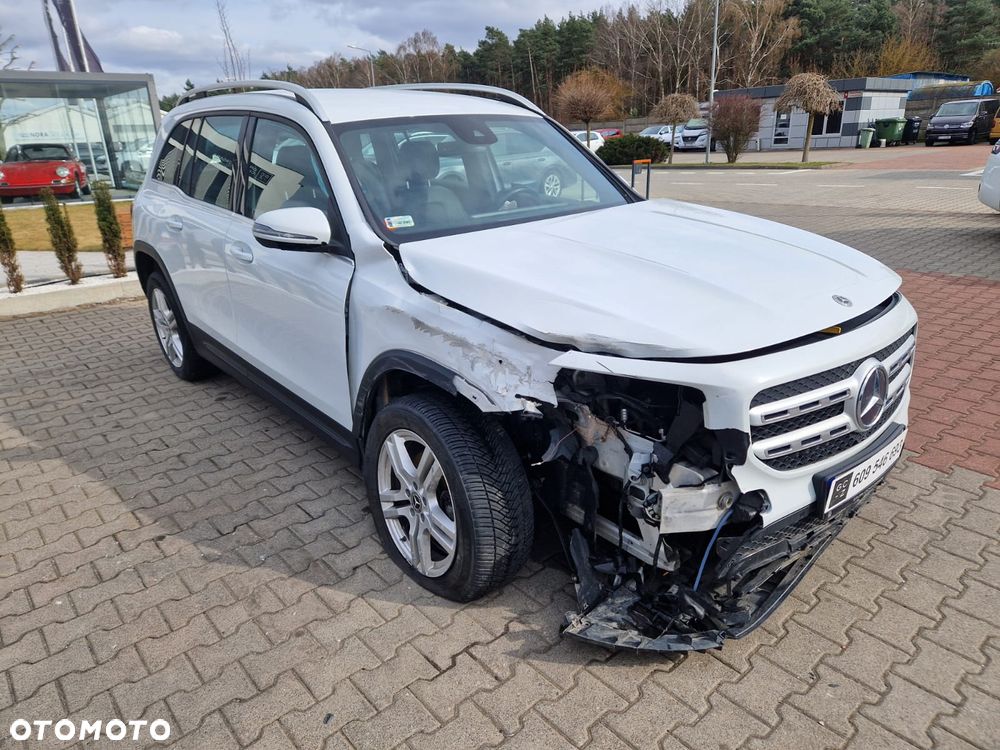 Mercedes-Benz GLB 200 Progressive 7G-DCT - 8