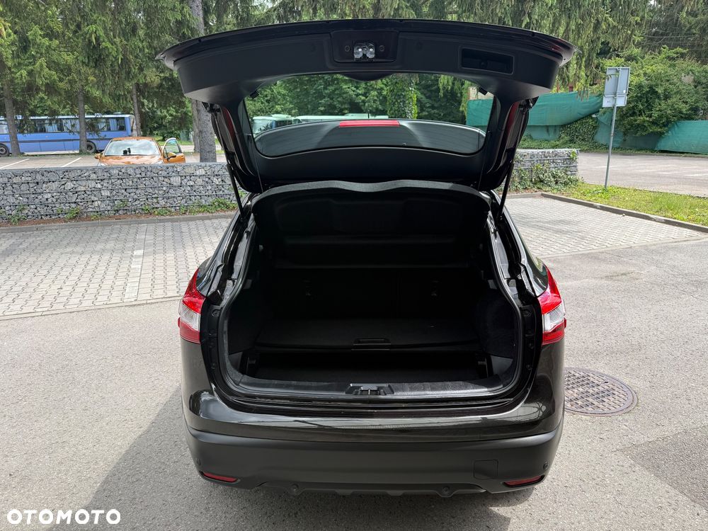 Nissan Qashqai 1.2 DIG-T Acenta EU6 - 19
