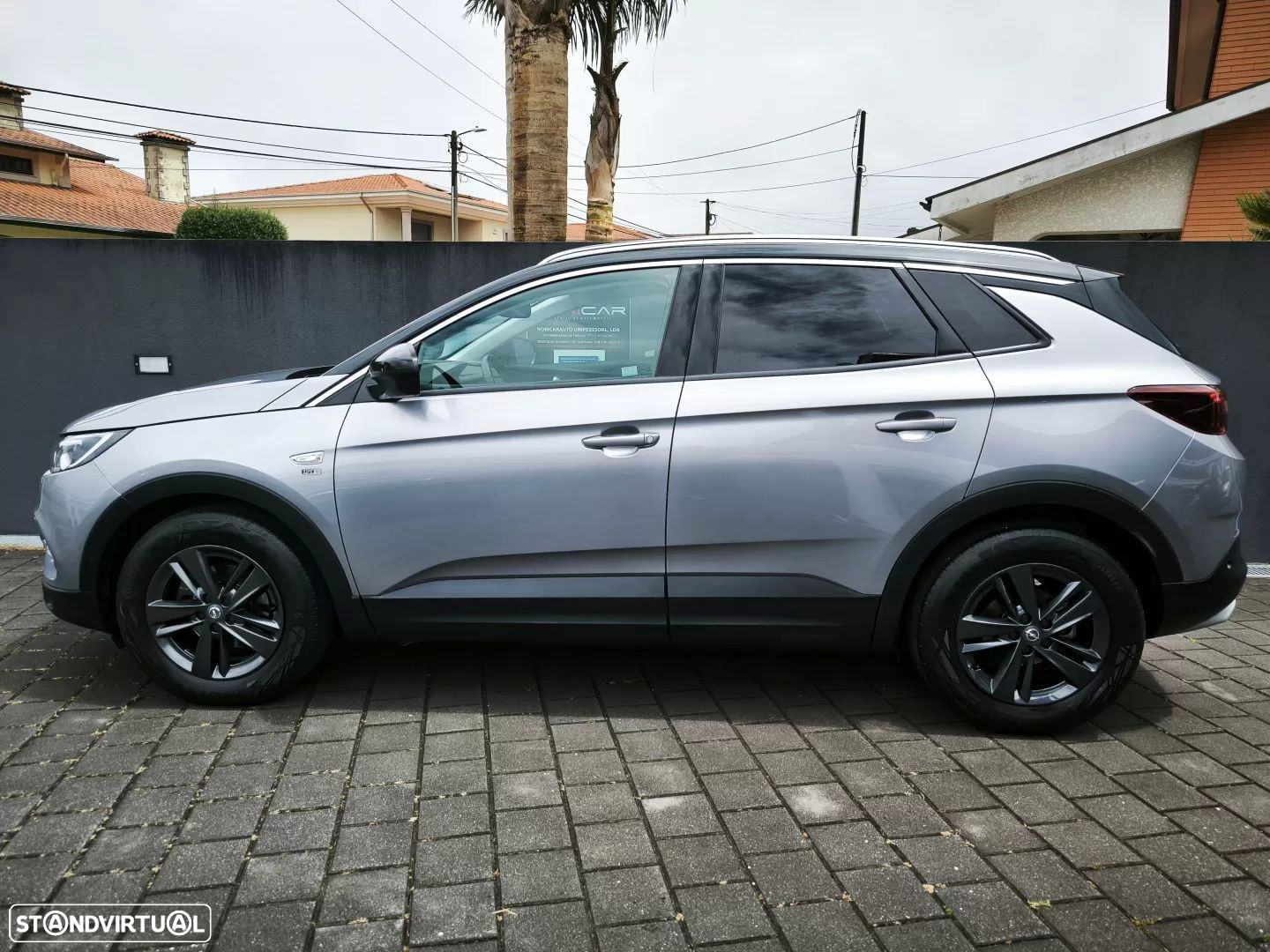 Opel Grandland X 1.2 S&S 120 Anos - 11