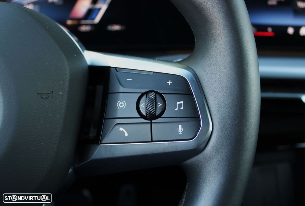 BMW iX2 xDrive30 Pack Desportivo M - 24