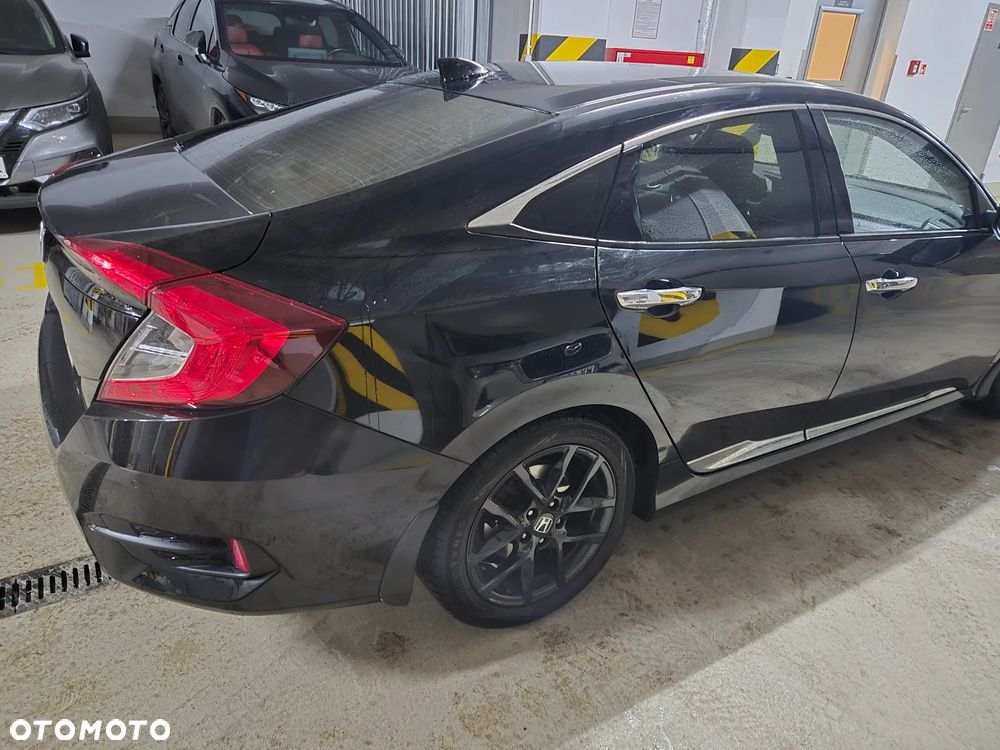 Honda Civic 1.5 T Executive - 28