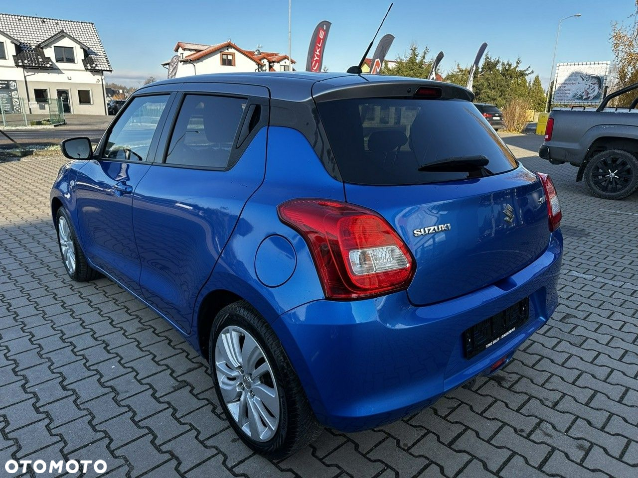 Suzuki Swift 1.2 Premium Plus - 9