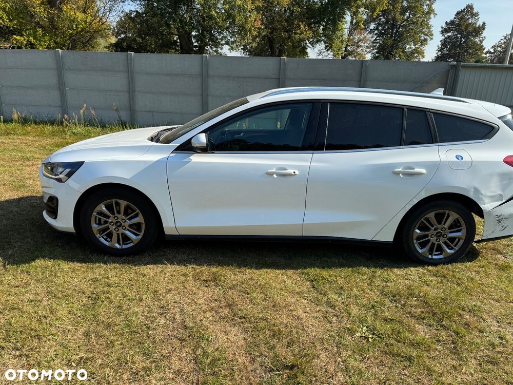 Ford Focus - 28